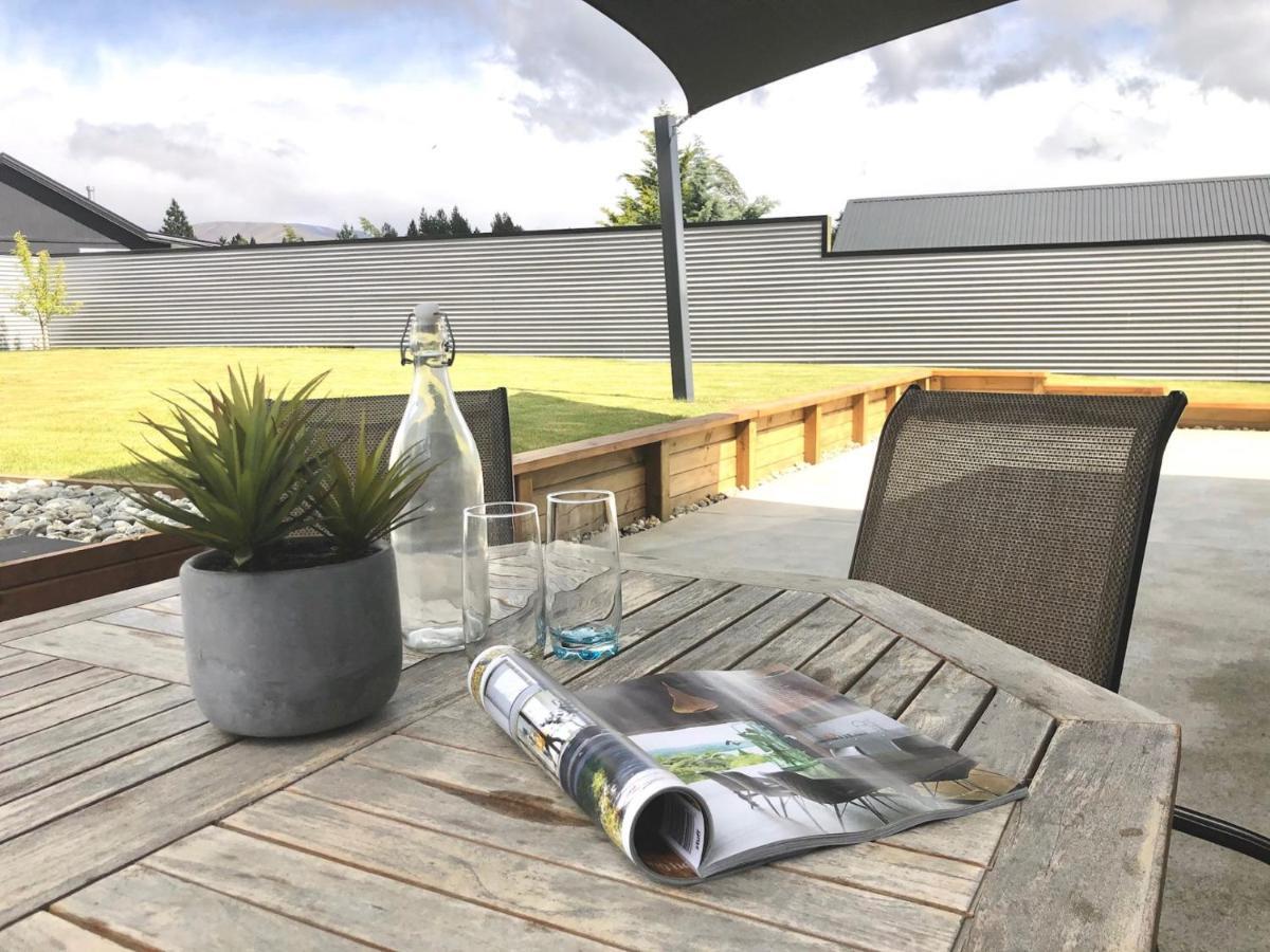 Modern, Functional And Central Twizel Exterior photo